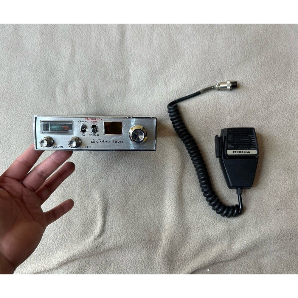 Cobra 19 LTD 40 Channel Mobile CB Radio Transceiver with Microphone